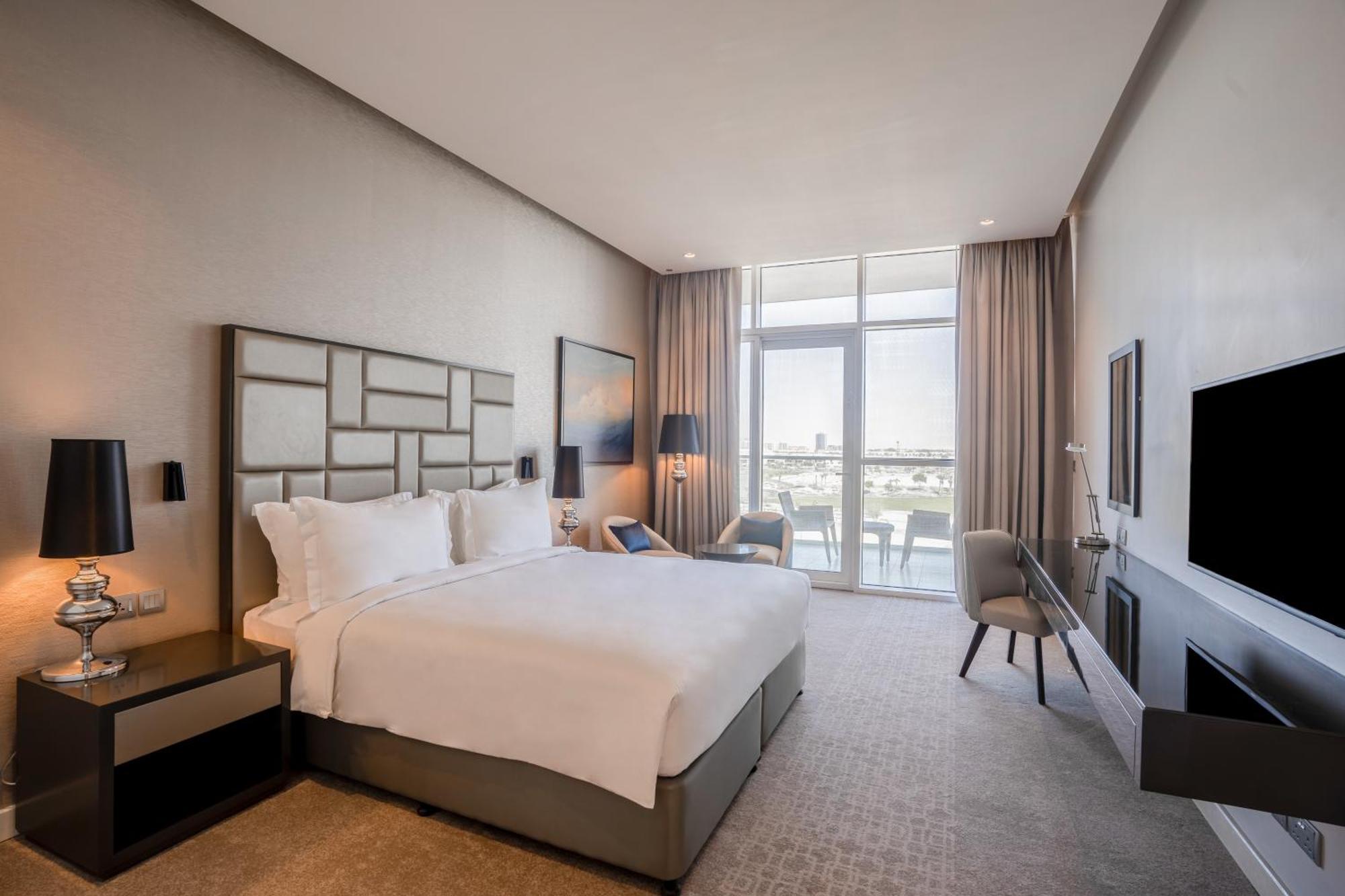 Radisson Damac Hills 4* Dubai